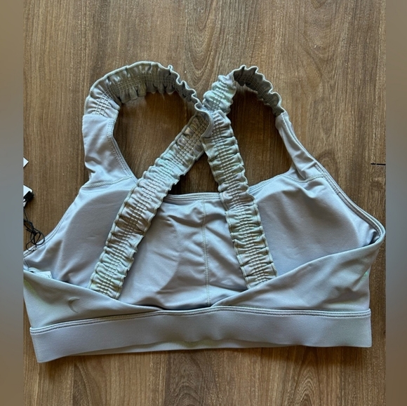 Zyia Gray Metallic Plus Light n Tight Ruffle Bra - Picture 4 of 5